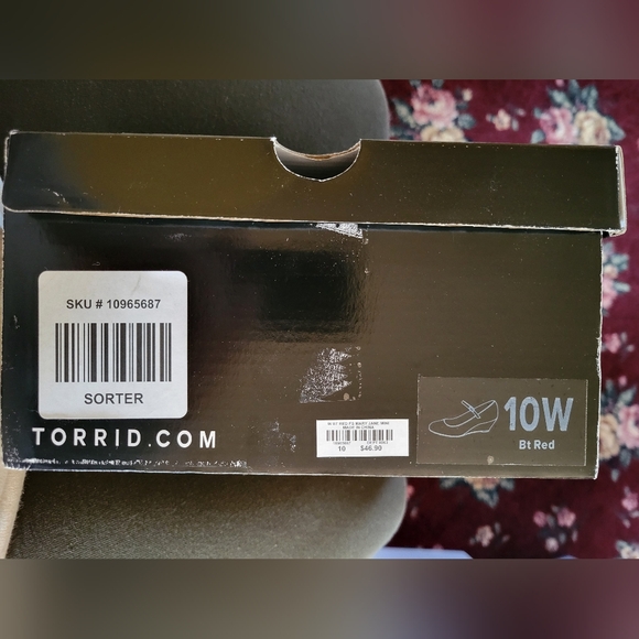 Torrid Burgandy Suede Mary Jane Platform Wedge Heels Size 10W Brand New with box - Picture 2 of 16